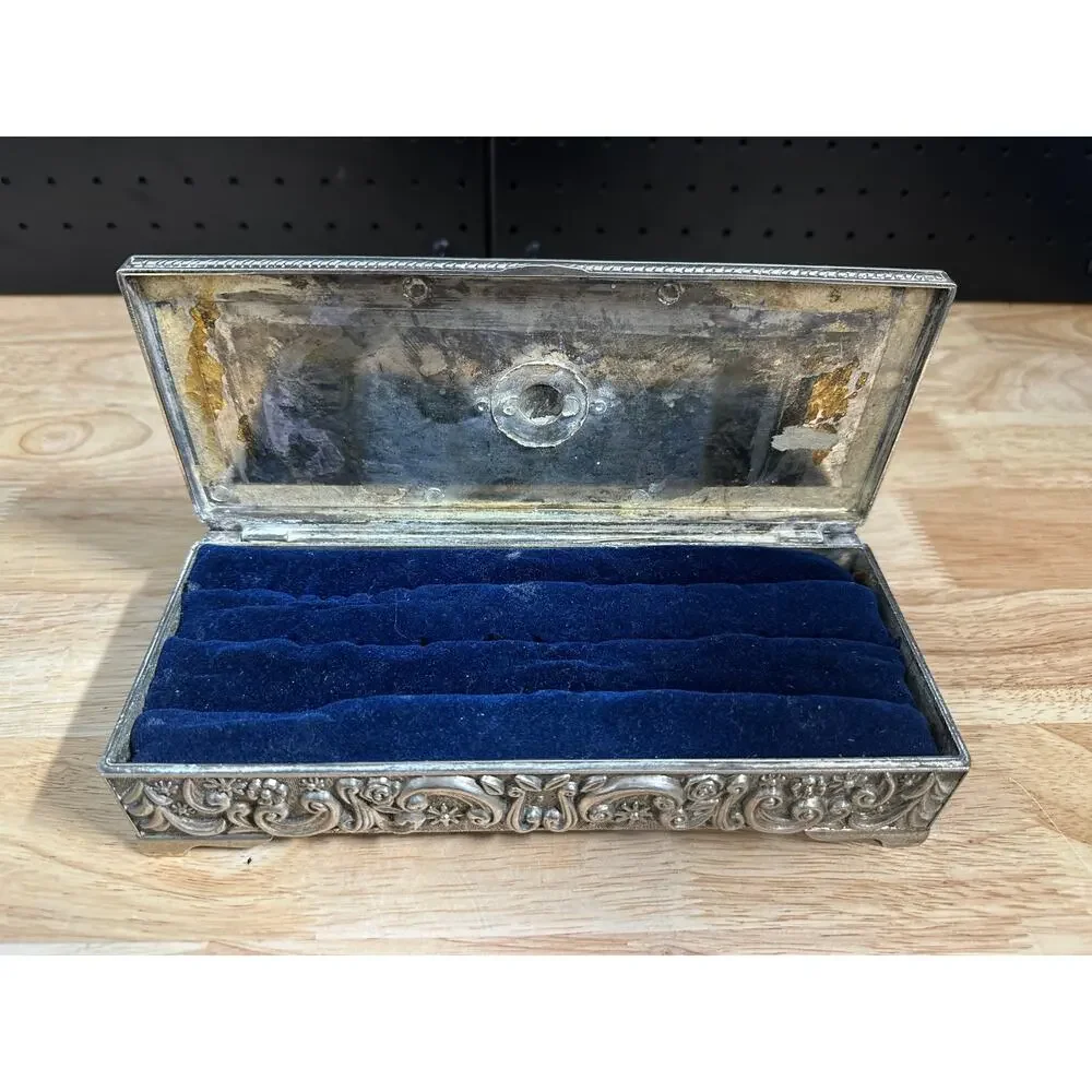 VINTAGE - GODINGER 1992 SILVER PLATED RECTANGULAR JEWELRY BOX WITH SOFT LINING